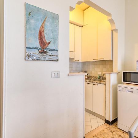 Bluemind Apartment 500M From Sea - Happy Rentals อาลัสซิโอ ภายนอก รูปภาพ